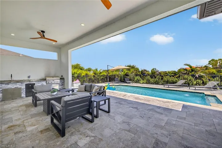 3217 Sw 3rd Ter, Cape Coral, Florida 33991