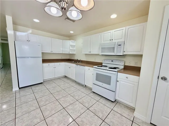 4737 28th St Sw, Lehigh Acres, Florida 33973