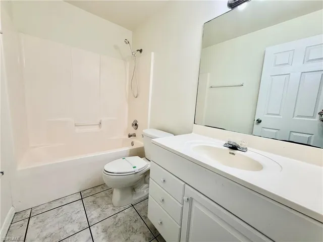 4737 28th St Sw, Lehigh Acres, Florida 33973