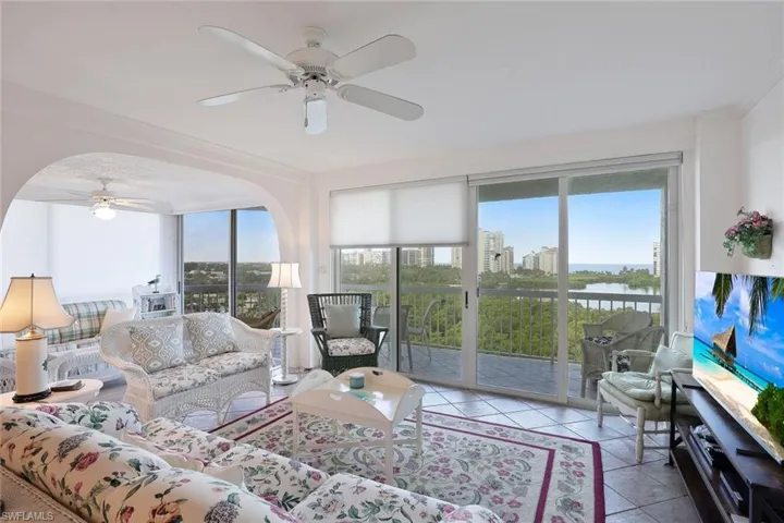 5501 Heron Point Dr 702, Naples, Florida 34108