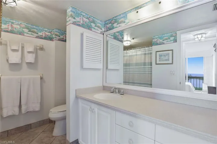 5501 Heron Point Dr 702, Naples, Florida 34108