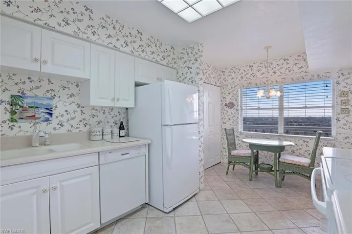 5501 Heron Point Dr 702, Naples, Florida 34108