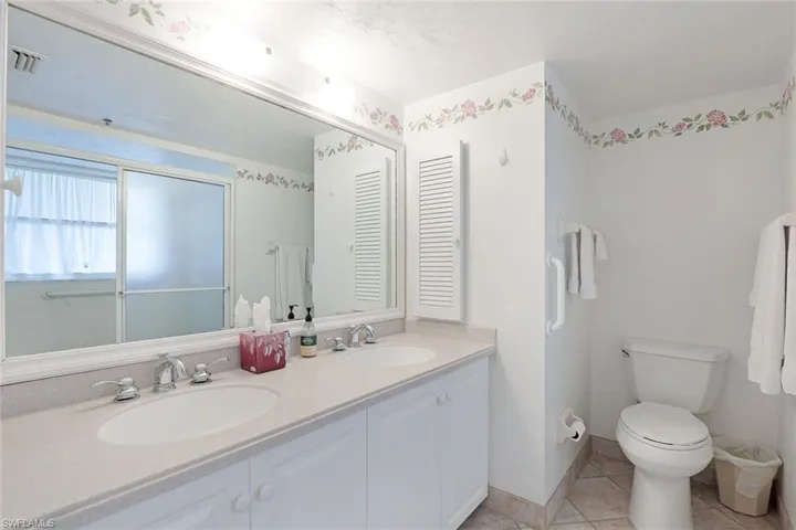 5501 Heron Point Dr 702, Naples, Florida 34108