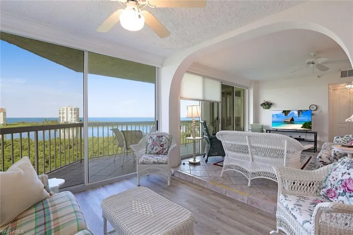 5501 Heron Point Dr 702, Naples, Florida 34108