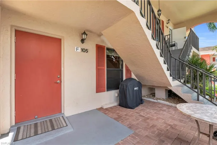 344  Charlemagne  BLVD, Naples, FL 34112