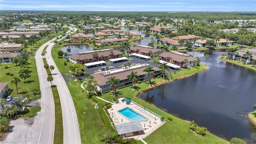 344  Charlemagne  BLVD, Naples, FL 34112