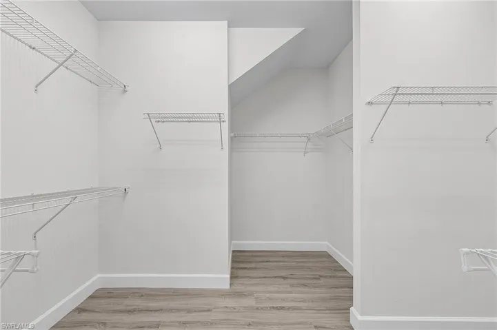9532  Greyhawk  TRL, Naples, FL 34120