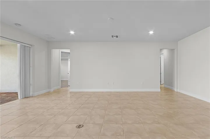 9532  Greyhawk  TRL, Naples, FL 34120