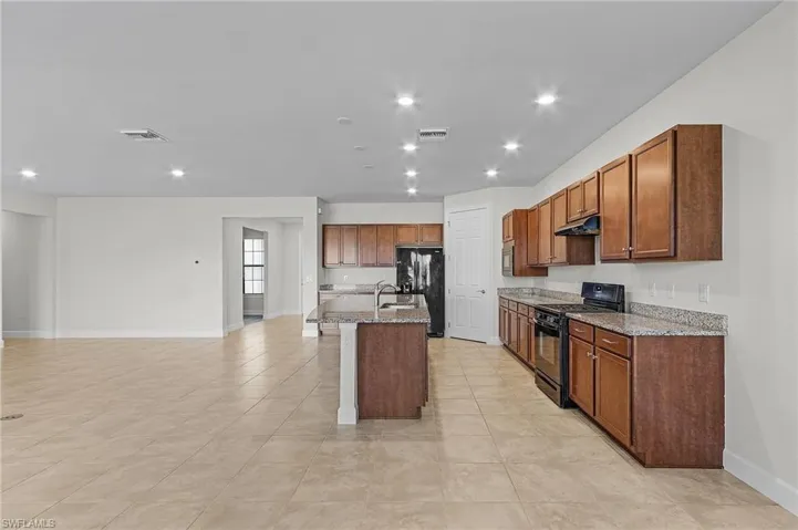 9532  Greyhawk  TRL, Naples, FL 34120