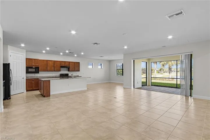 9532  Greyhawk  TRL, Naples, FL 34120
