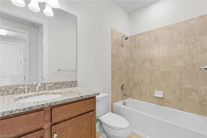 9532  Greyhawk  TRL, Naples, FL 34120