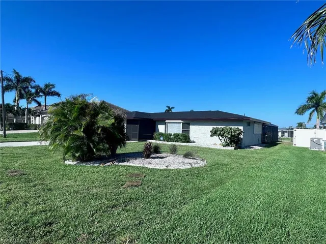 5310 Cortez CT, CAPE CORAL FL 33904