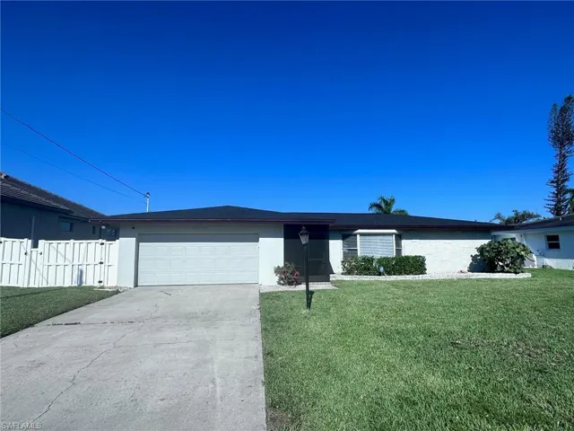 5310 Cortez CT, CAPE CORAL FL 33904