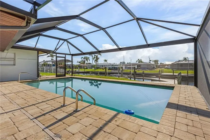 5310 Cortez CT, CAPE CORAL FL 33904