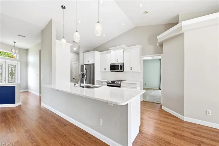 Updated kitchen, perfect for entertaining