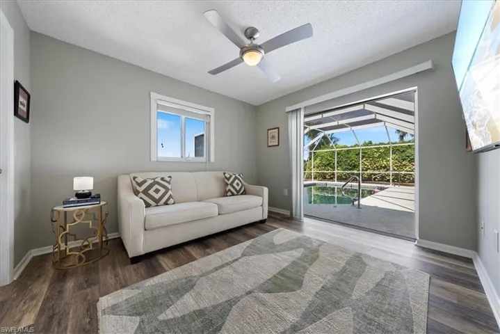 3rd bedroom/den