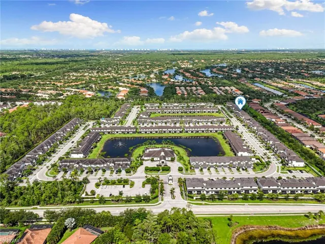 7622  Rockefeller  DR, Naples, FL 34119