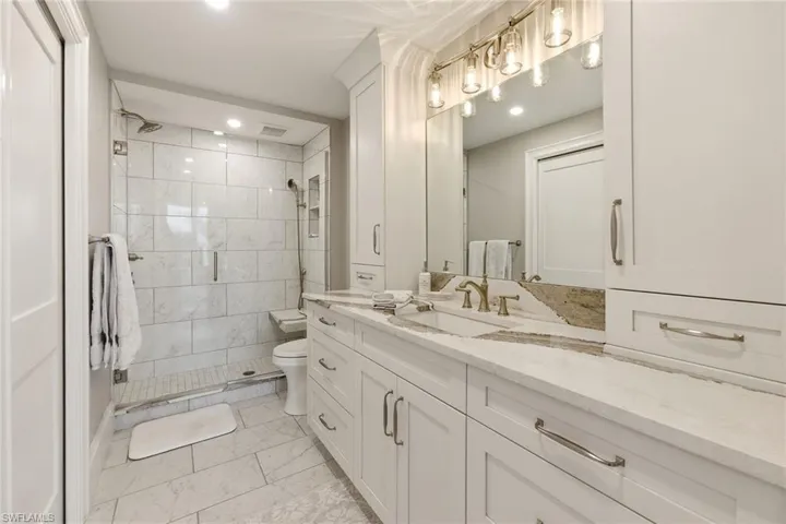 10420 Gulf Shore Dr 161, Naples, Florida 34108
