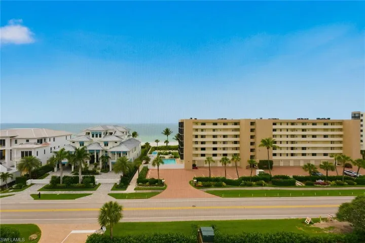 10420 Gulf Shore Dr 161, Naples, Florida 34108
