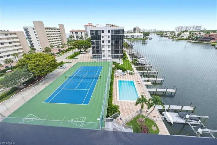 10420 Gulf Shore Dr 161, Naples, Florida 34108