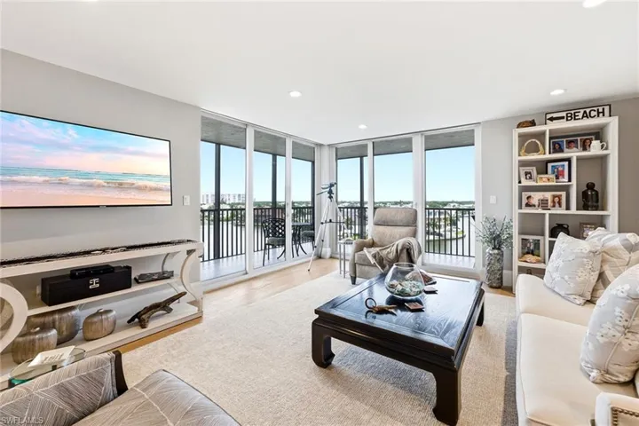 10420 Gulf Shore Dr 161, Naples, Florida 34108