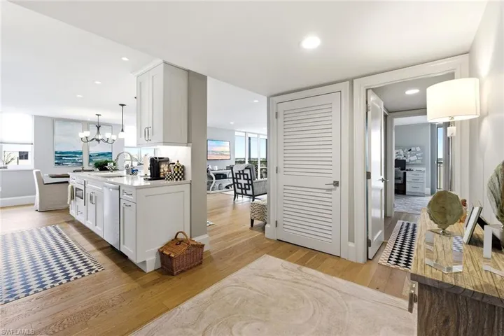10420 Gulf Shore Dr 161, Naples, Florida 34108