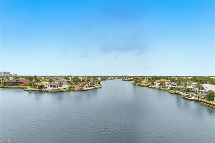 10420 Gulf Shore Dr 161, Naples, Florida 34108