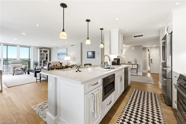10420 Gulf Shore Dr 161, Naples, Florida 34108