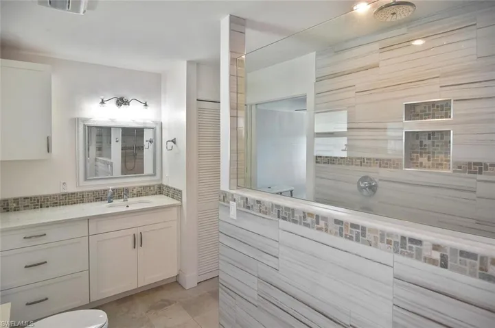 4299 Island Cir 4, Fort Myers, Florida 33919