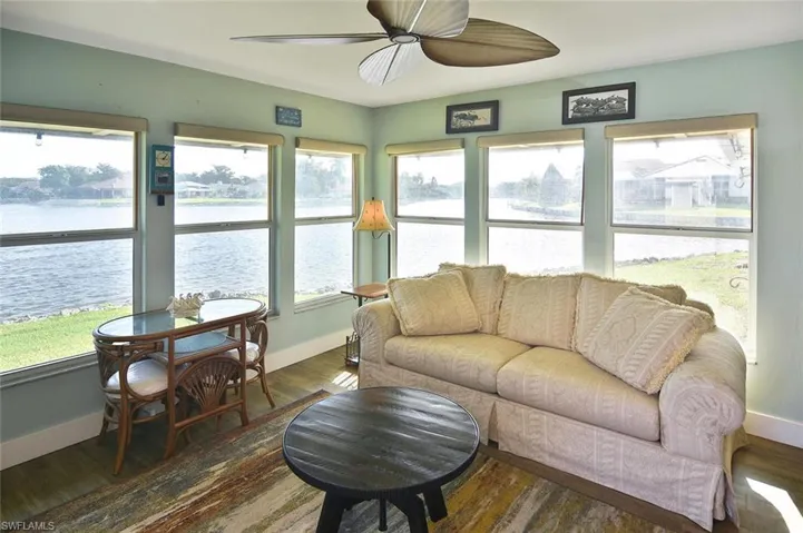4299 Island Cir 4, Fort Myers, Florida 33919