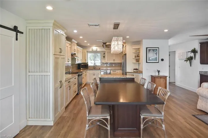 4299 Island Cir 4, Fort Myers, Florida 33919