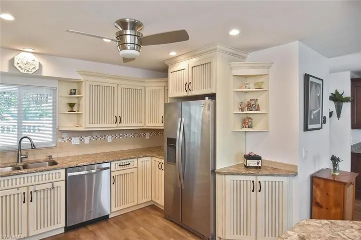 4299 Island Cir 4, Fort Myers, Florida 33919