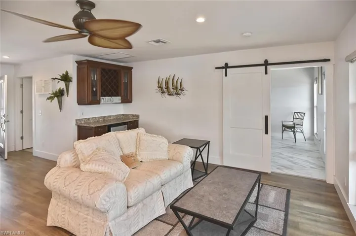 4299 Island Cir 4, Fort Myers, Florida 33919