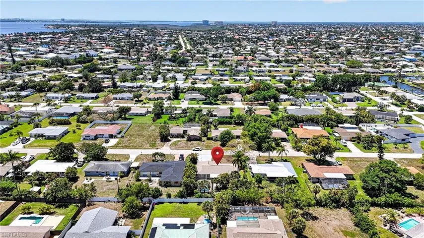 5217 Elm Ct, Cape Coral, Florida 33904