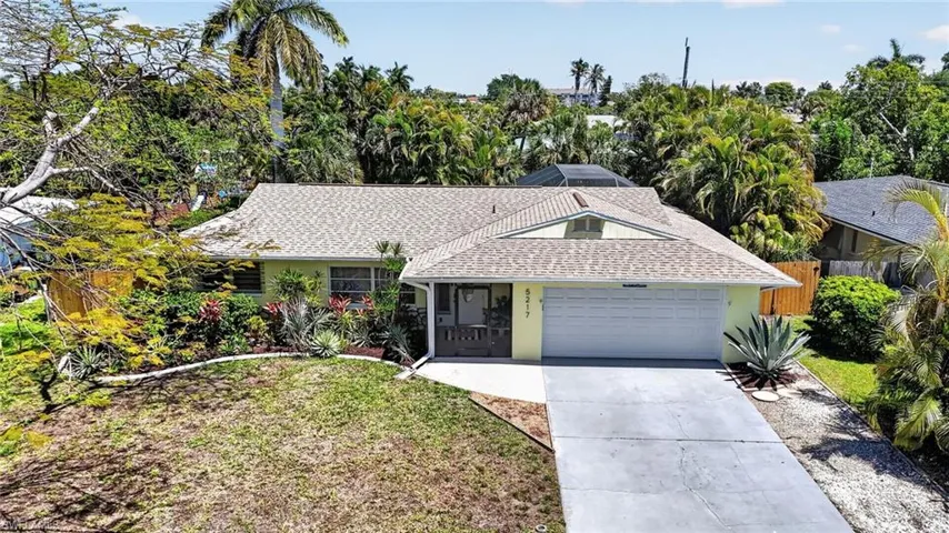 5217 Elm Ct, Cape Coral, Florida 33904