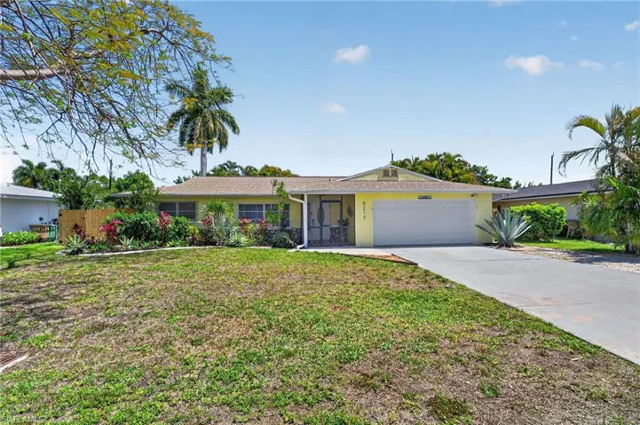5217 Elm Ct, Cape Coral, Florida 33904