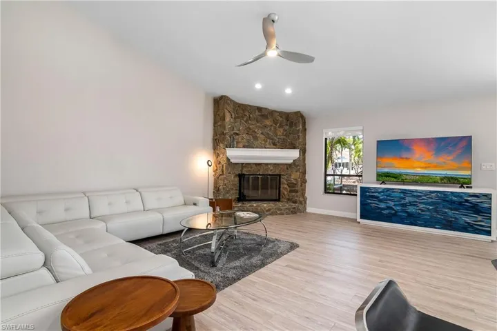 5312 Sw 8th Ct, Cape Coral Fl 33914