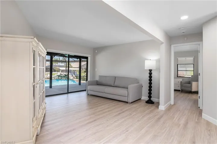 5312 Sw 8th Ct, Cape Coral Fl 33914