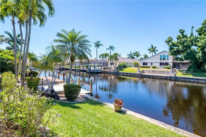 5312 Sw 8th Ct, Cape Coral Fl 33914