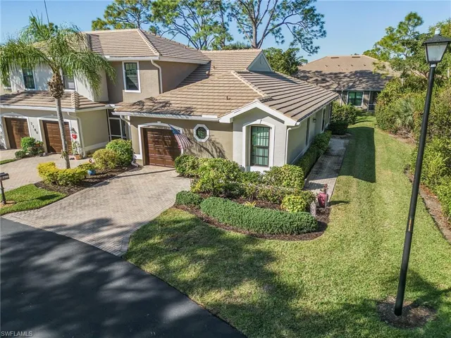 7780  Woodbrook  CIR, Naples, FL 34104