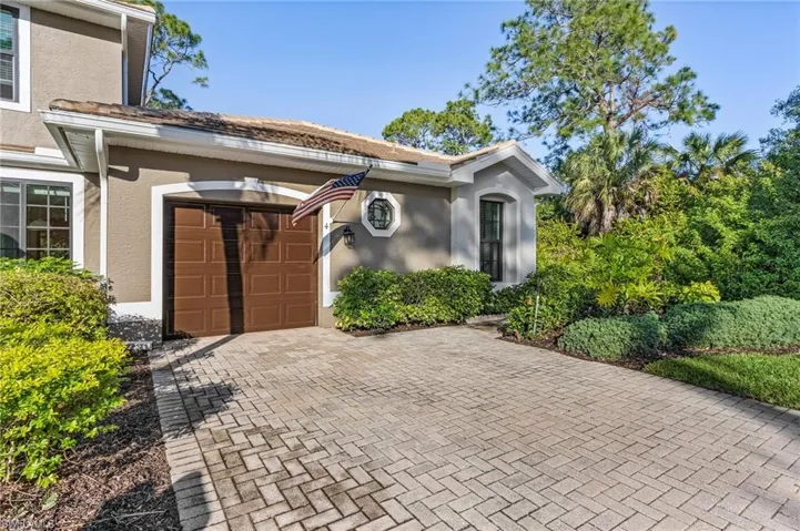 7780  Woodbrook  CIR, Naples, FL 34104