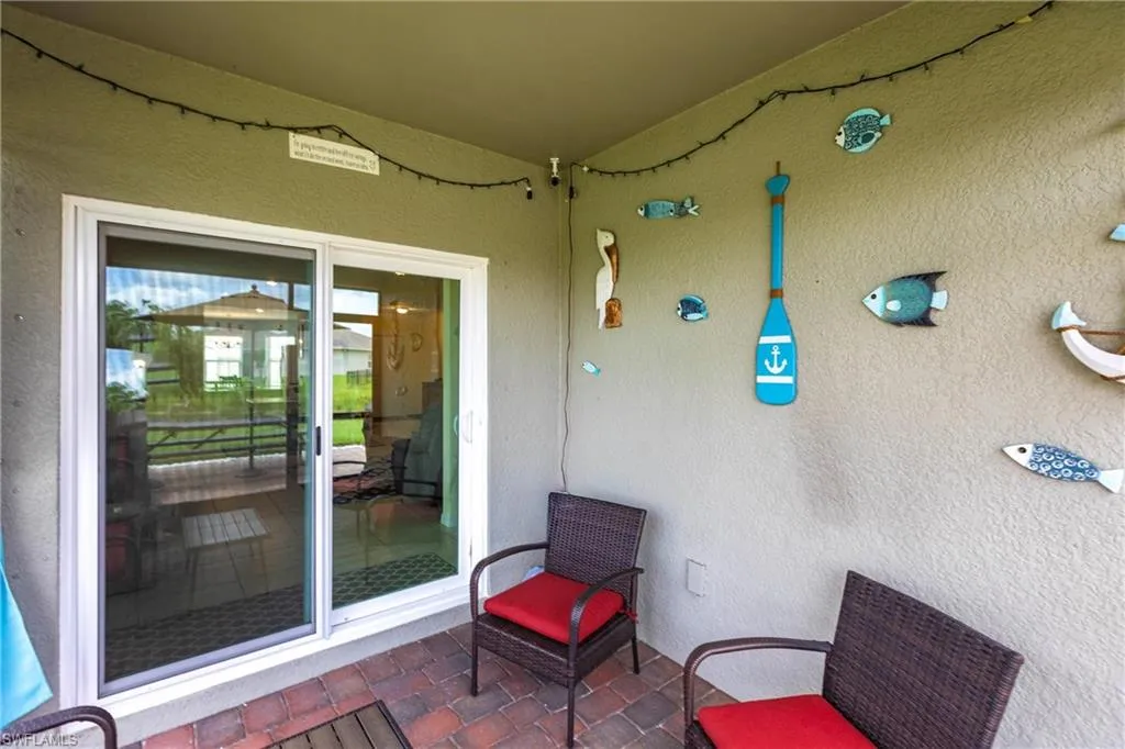 3313 Acapulco CIR, Cape Coral, FL 33909,2025000122