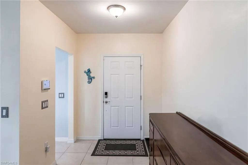 3313 Acapulco CIR, Cape Coral, FL 33909,2025000122