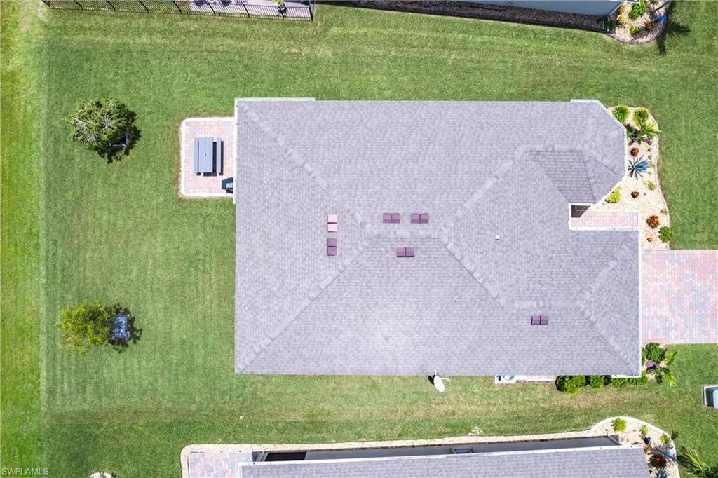 3313 Acapulco CIR, Cape Coral, FL 33909,2025000122