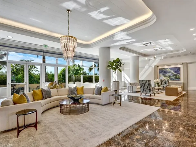 Community lobby with recessed lighting
