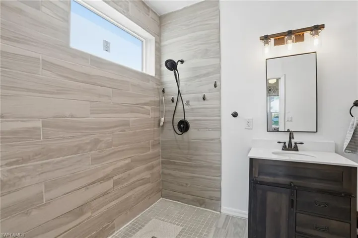 10733 Rio Mar Cir, Estero, Florida 33928
