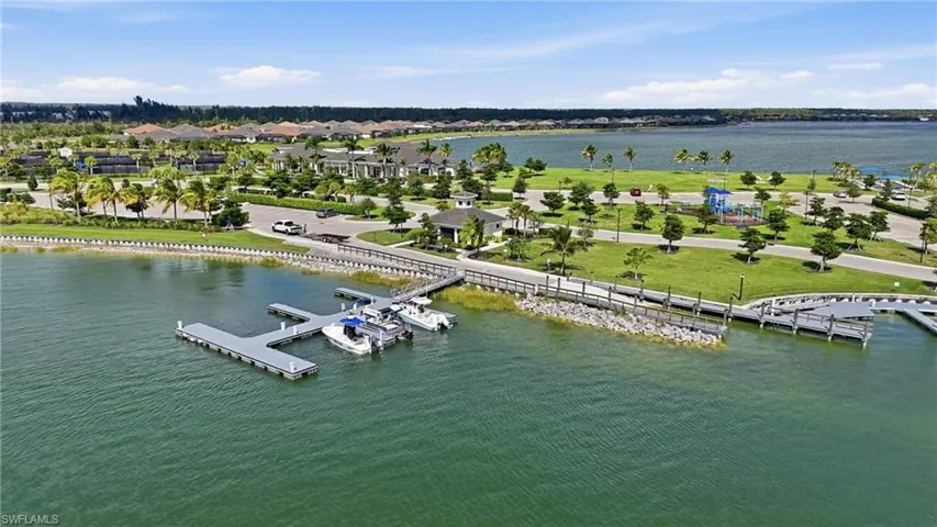 19696 Aqua View Ln, Fort Myers, Florida 33913