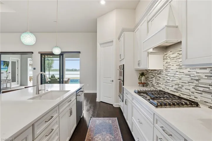 19696 Aqua View Ln, Fort Myers, Florida 33913