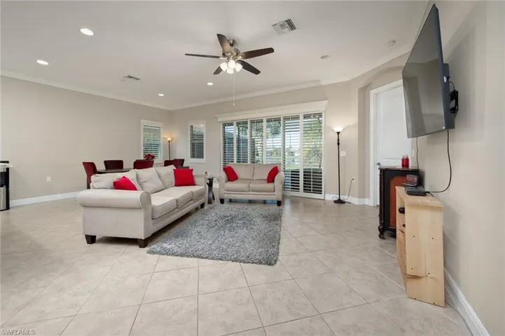 Open floor plan. Large living room / dining room area