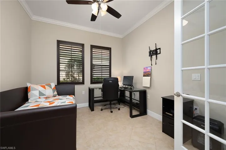 Large Den/Office/flex space. Double French doors